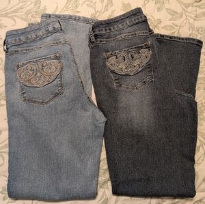 2 Pair Natural Reflections Mid-rise Comfort Stretch Straight Leg Women's Jeans